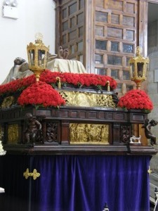 Paso del Cristo Yacente Paso del Cristo Yacente